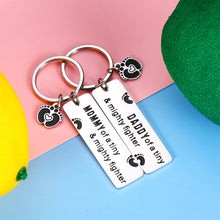 Load image into Gallery viewer, Premature Baby New Mom Dad Keychain NICU Parent to Be Gifts for First Time Father Pregnancy Mothers Mommy Daddy to Be Pregnancy Announcement Gifts for Him and Her Preemie Neonatal Infant Parents