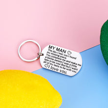 Load image into Gallery viewer, Men Keychain Gifts for Birthday Christmas Boyfriend Husband Fiancé I Love You Gift for Him Male Groom from Girlfriend Wife Valentines Wedding Anniversary Couple Gift to My Man Key Ring Present