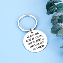 Load image into Gallery viewer, Coworker Leaving Gifts Thank You Keychain for Christmas Birthday Appreciation Gift for Women Men Boss Colleague Friends Retirement Going Leaving Away New Year Friendship Gift Jewelry for Him Her