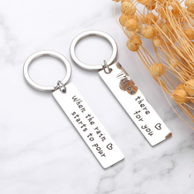 Load image into Gallery viewer, 2Pcs Best Friends Keychain TV Show Couple Gifts for Women Boyfriend from Girlfriend Men I'll Be There for You Merchandise Friendship BFF Gifts for Him Her Christmas Stocking Stuffer Birthday Present